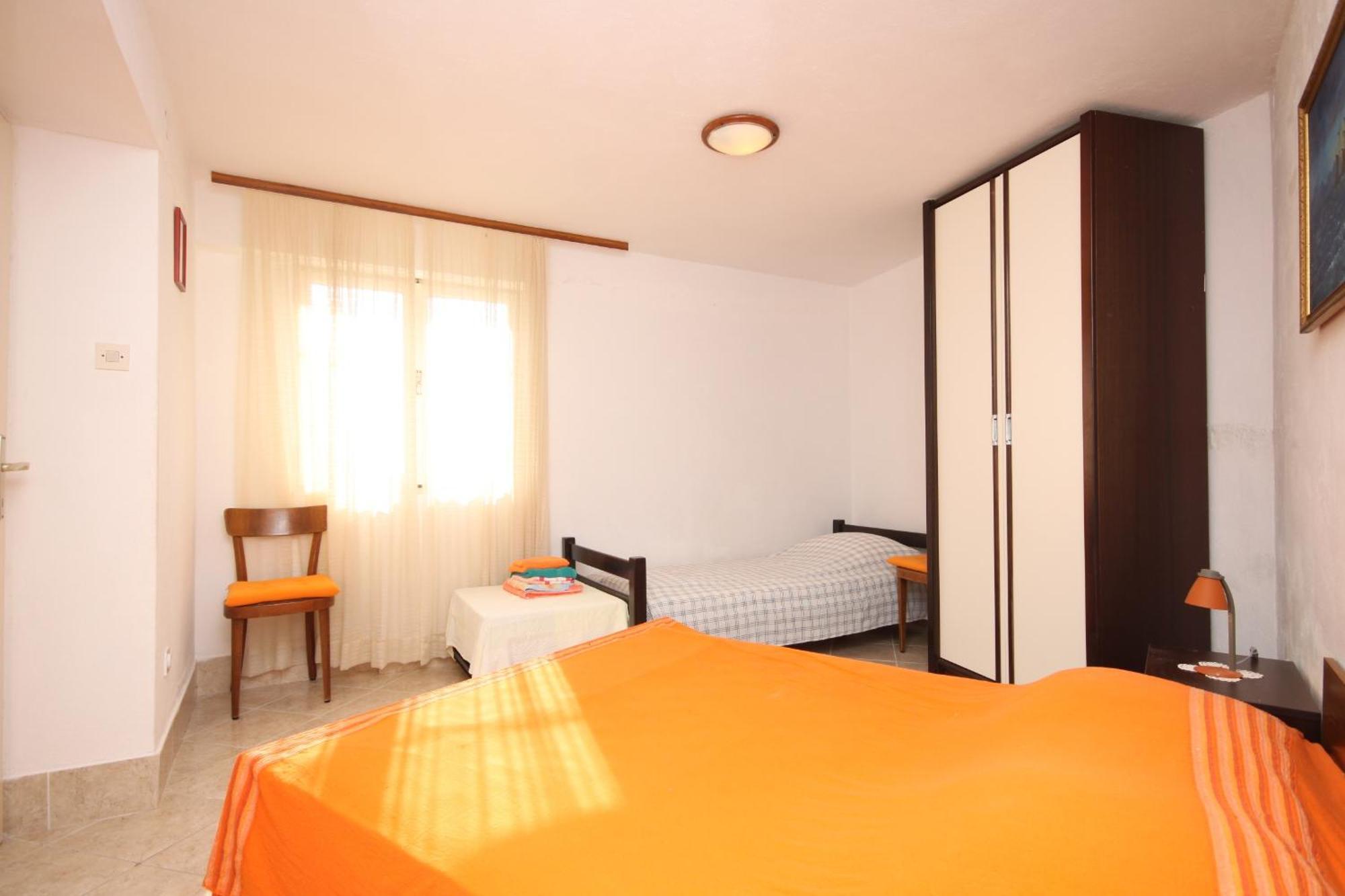 Apartments By The Sea Marusici, Omis - 8632 Mimice Cameră foto